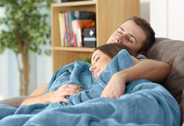 Utopia Bedding Fleece Blanket Queen Size Washed Blue 300GSM Luxury Fuzzy Soft Anti-Static Microfiber Bed Blanket (90x90 Inch) - Image 5