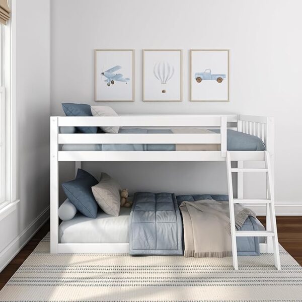 Max & Lily Greenguard Gold Certified Low Bunk Bed, Fundamentals Collection Solid Wood Modern Bunk Bed Frame for Kids, Strong Wooden Slats, Non-Toxic Finishes, High Weight Capacity, White - Image 3