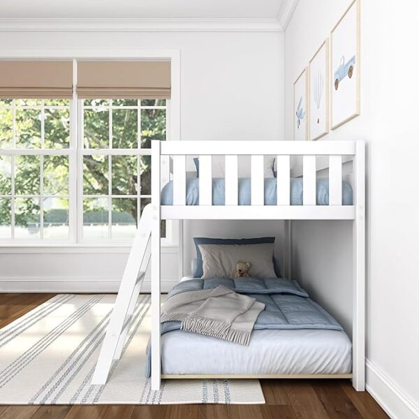 Max & Lily Greenguard Gold Certified Low Bunk Bed, Fundamentals Collection Solid Wood Modern Bunk Bed Frame for Kids, Strong Wooden Slats, Non-Toxic Finishes, High Weight Capacity, White - Image 4