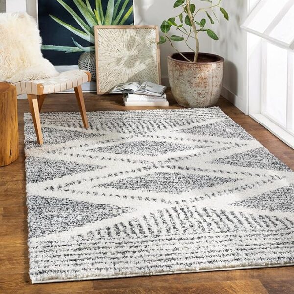 Mark&Day Area Rugs, 6x9 Gever Global Shag Charcoal Area Rug, Grey Cream White Carpet for Living Room, Bedroom or Kitchen (6'7" x 9')