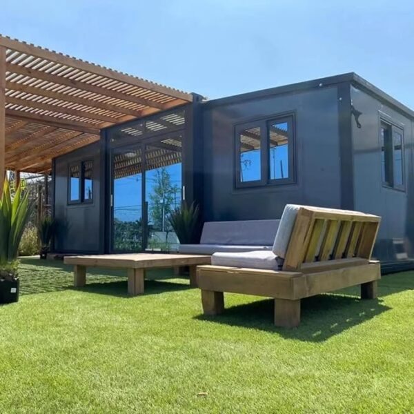 Tiny Homes to Live in for Adults, Expandable Container House Hurricane Proof Tiny House 40ft Prefab Home with 2 Bedrooms, 1 Fully Equipped Kitchen and Bathroom Tiny Homes for Sale Prefab